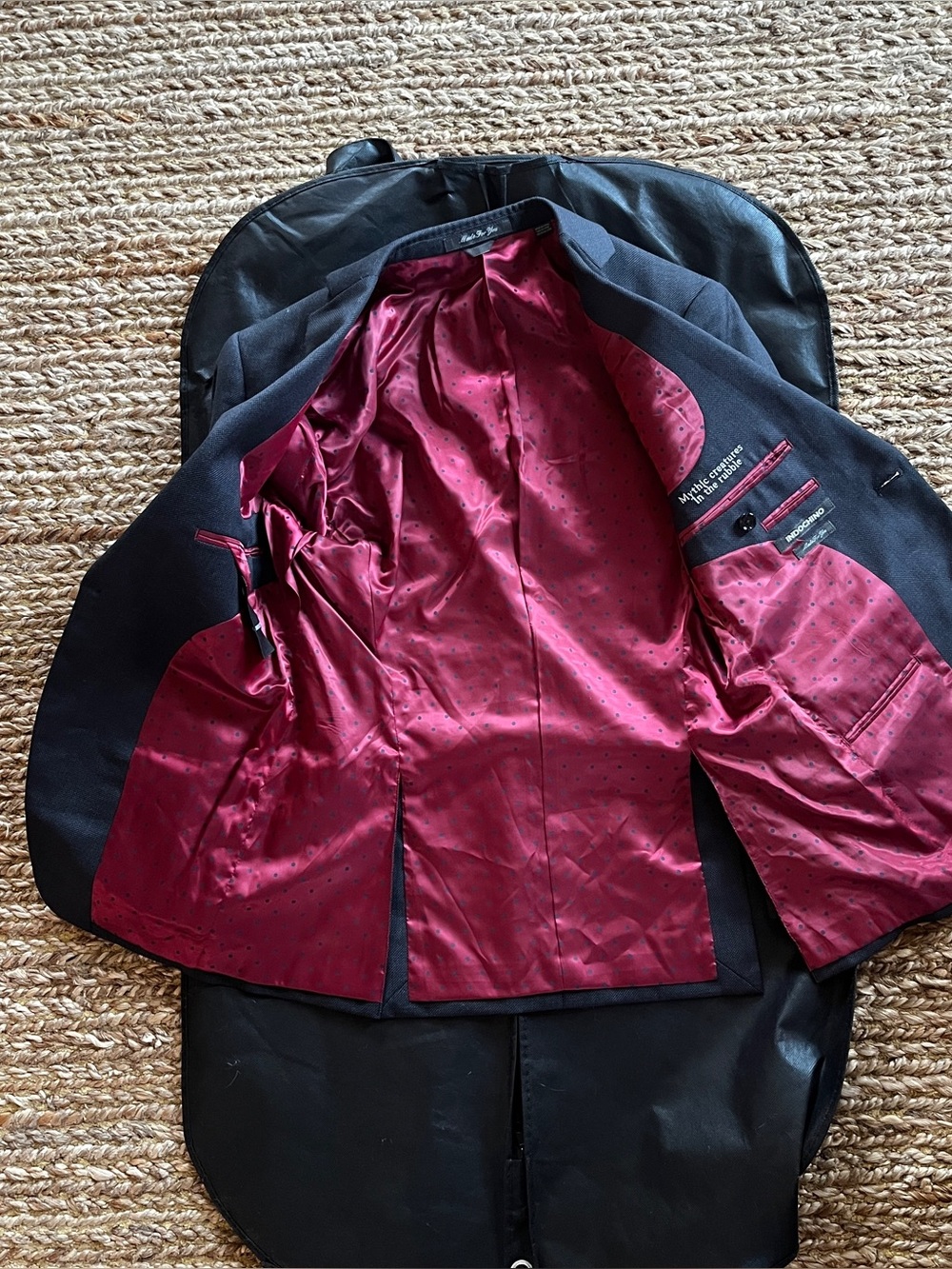Custom Indochino charcoal wool suit. Silk burgundy lining. Jacket AND pants. - Picture 3 of 14